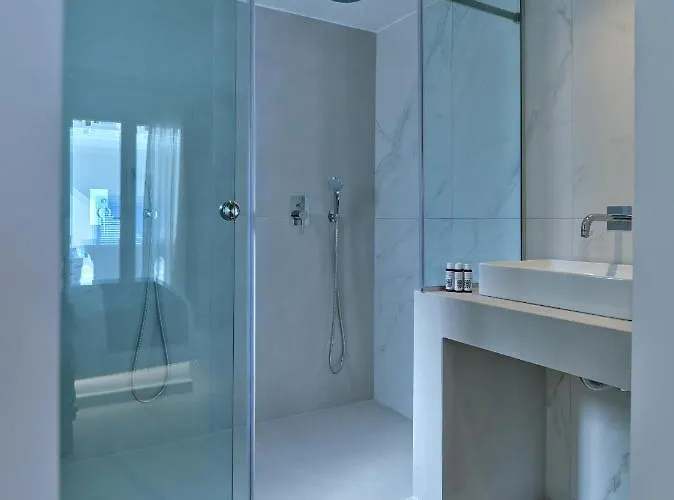 Acropolis ホテル *