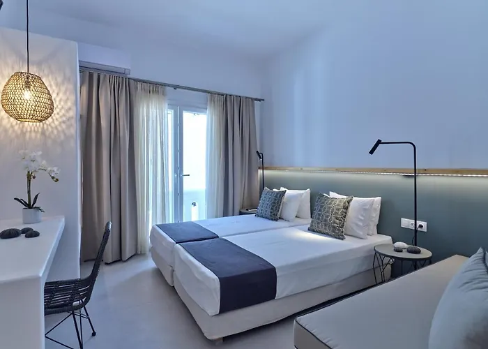 Acropolis * Parikia (Paros)